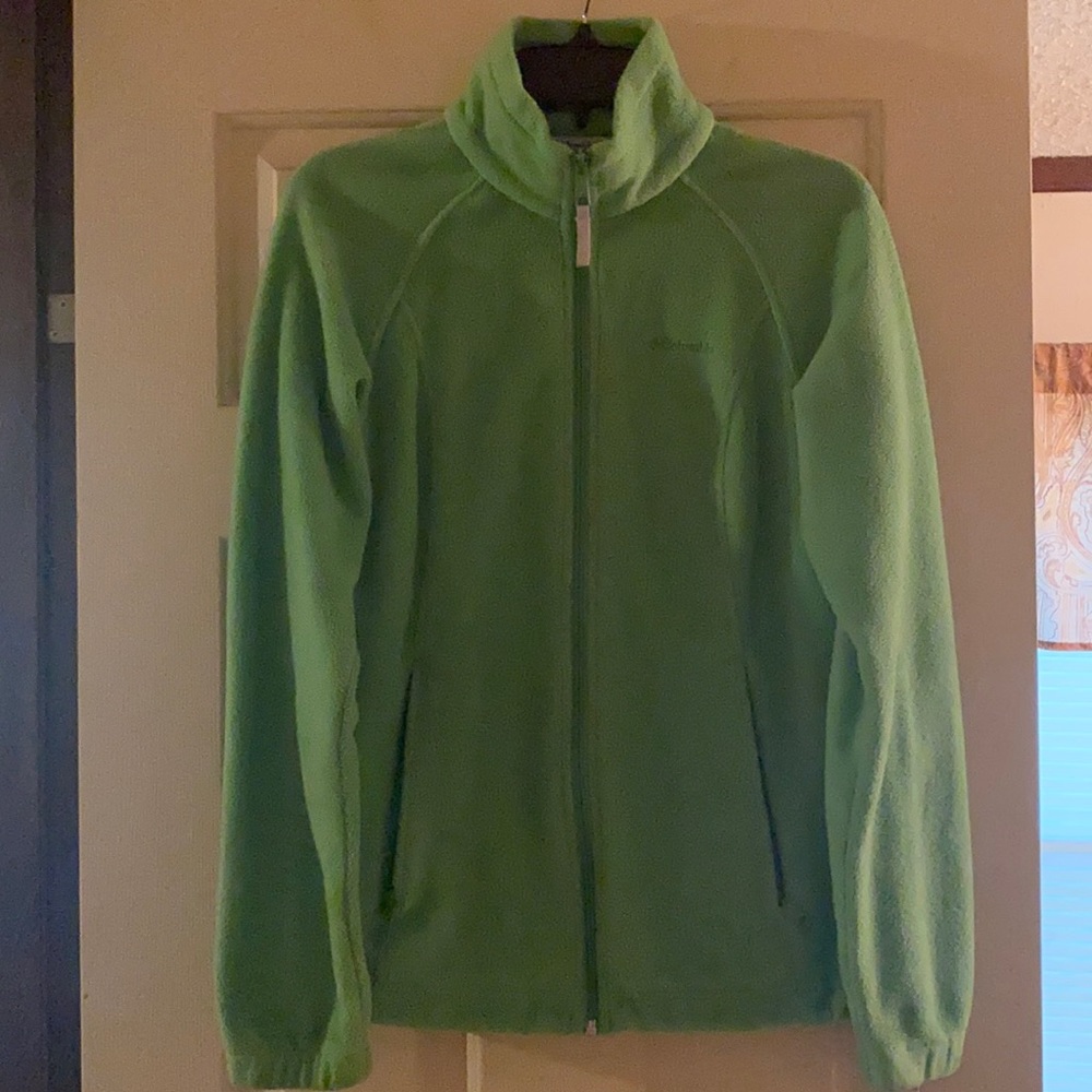 Women’s green Columbia jacket